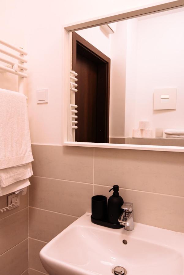 B 204, Apartments In The Heart Of บูดาเปสต์ ภายนอก รูปภาพ